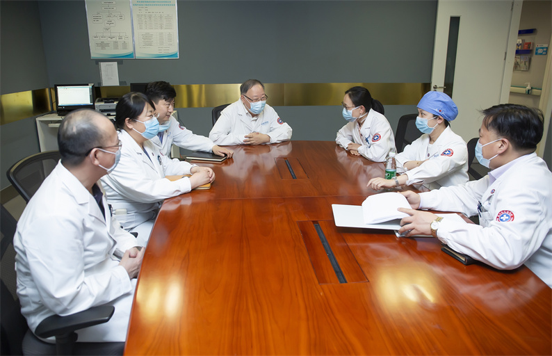 608a585ab2004.jpg 608a585ab2004.jpg