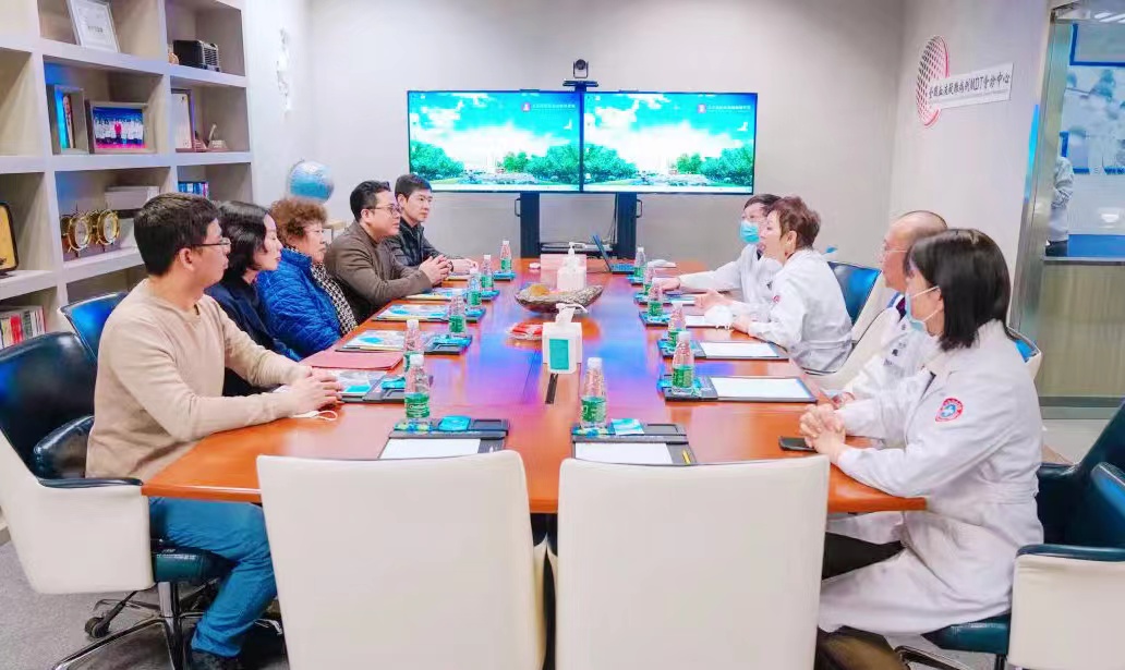 640ae0220a159.jpg 640ae0220a159.jpg