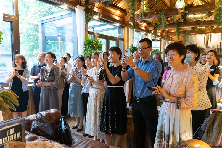 649293d337b35.jpg 649293d337b35.jpg