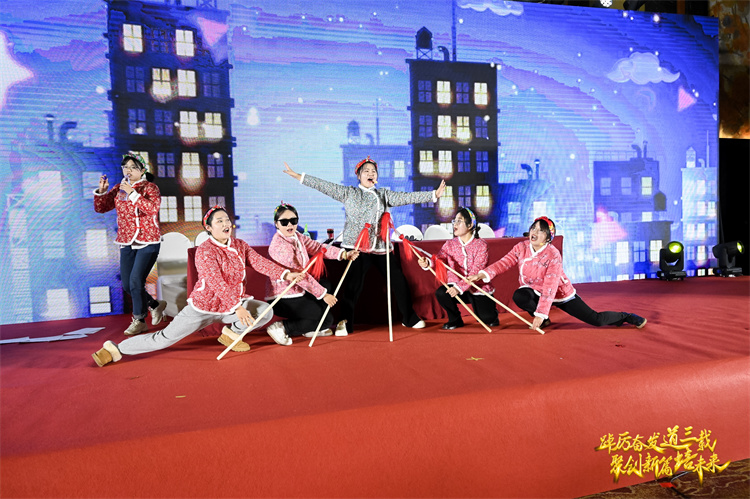 65b9f74380c78.jpg 65b9f74380c78.jpg