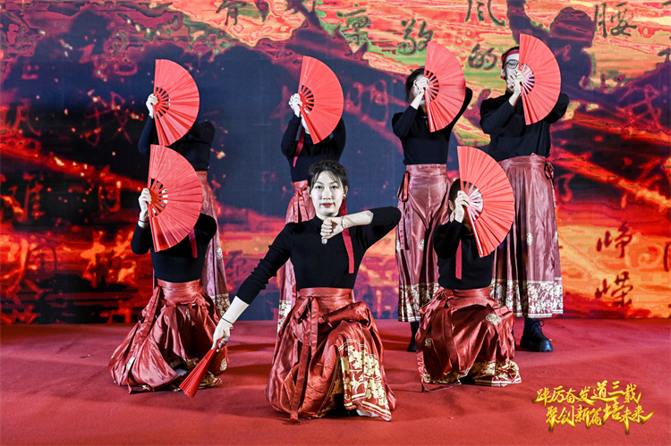 65b9f7660b2c3.jpg 65b9f7660b2c3.jpg