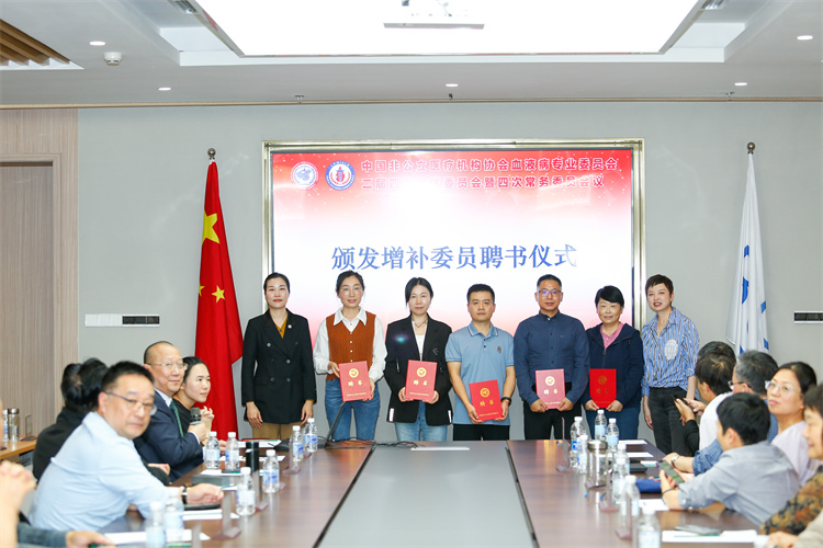 672c7af58b3d6.jpg 672c7af58b3d6.jpg