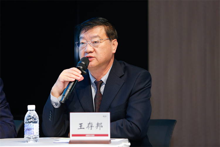 672c7d8da94fb.jpg 672c7d8da94fb.jpg