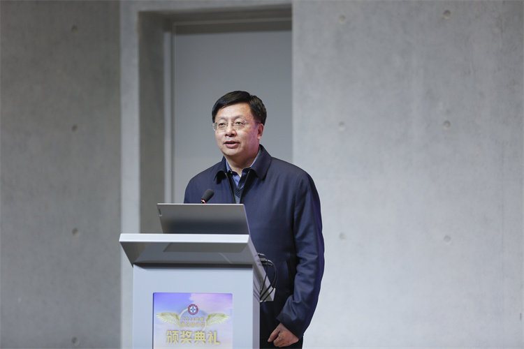 6790bbf67a69f.jpg 6790bbf67a69f.jpg