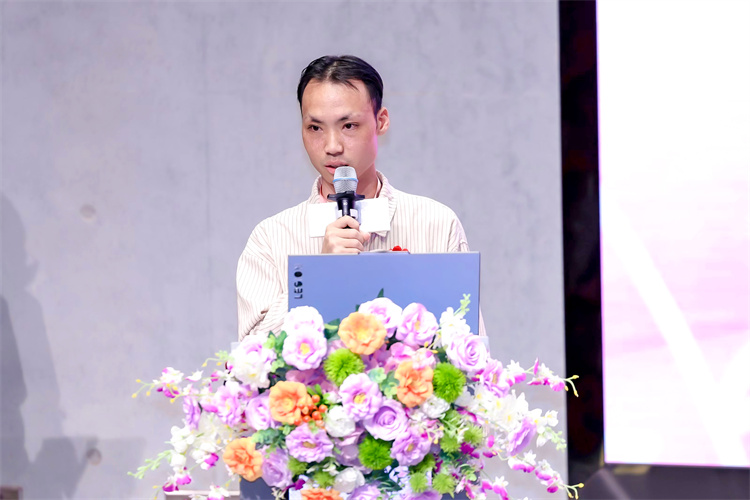 6880affd7b791.jpg 6880affd7b791.jpg